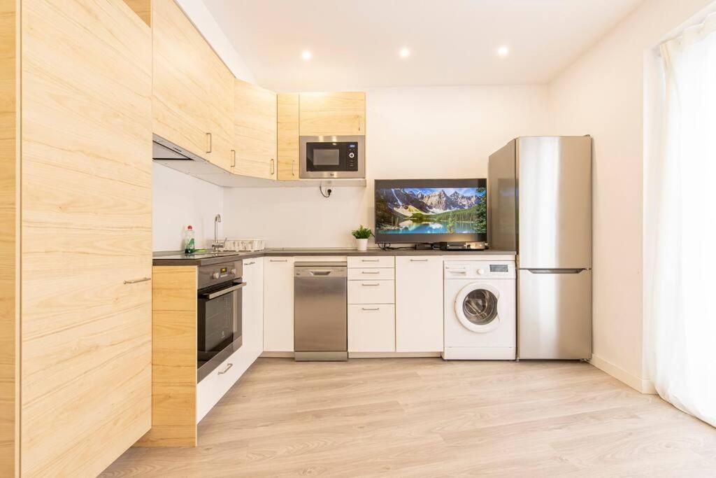 Apartamento 3 Habitaciones En El Barrio Justicia Мадрид Екстер'єр фото